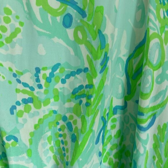 Lilly Pulitzer Women shorts romper Deanna Any Fins Possible tie waist small EUC - Picture 13 of 13